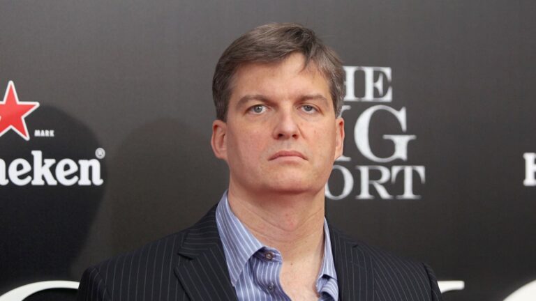 ‘Big Short’ investor Michael Burry denies shorting Tesla stock 'Big Short' investor Michael Burry denies shorting Tesla stock