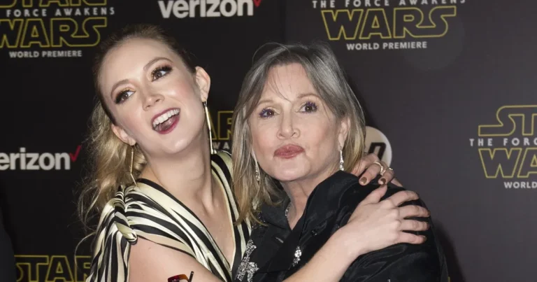 Billie Lourd Reflects on Her Mom Carrie Fisher’s Death 9 Years Later