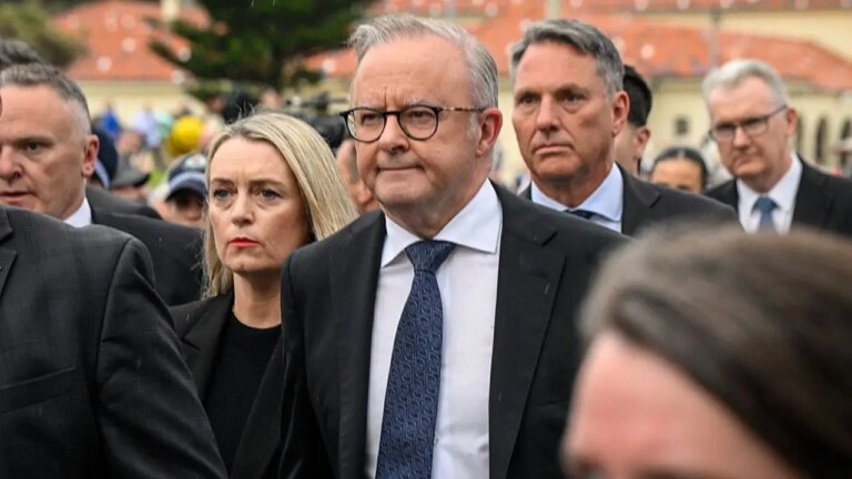 Bondi Beach shooting vigil sees Prime Minister Anthony Albanese booed