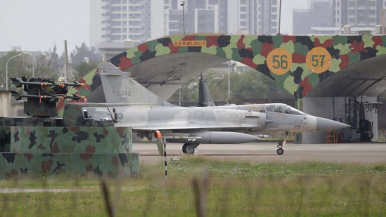 China flexes blockade capabilities near Taiwan on second day of military drills : NPR