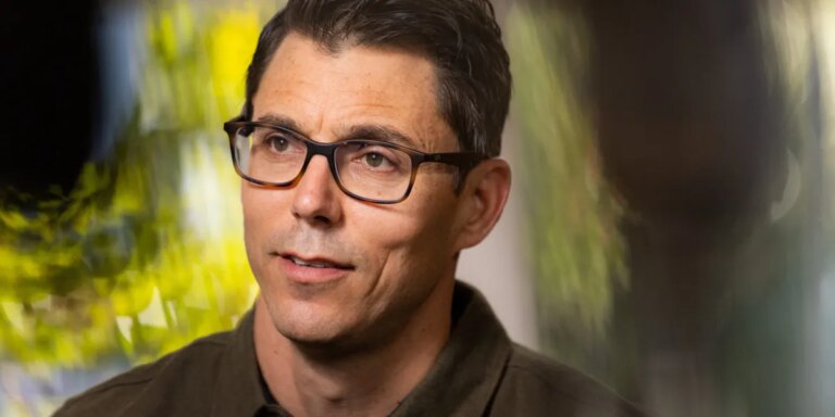 Down Arrow Button Icon