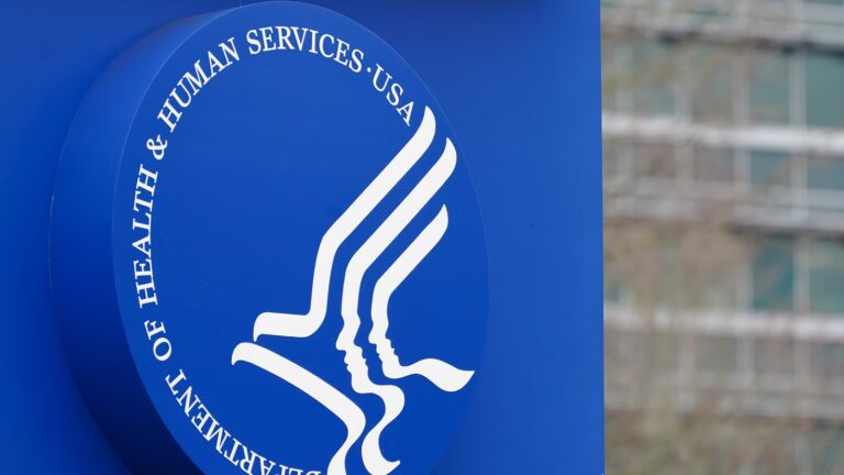 HHS says it's freezing child care payments to Minnesota after fraud allegations HHS says it's freezing child care payments to Minnesota after fraud allegations