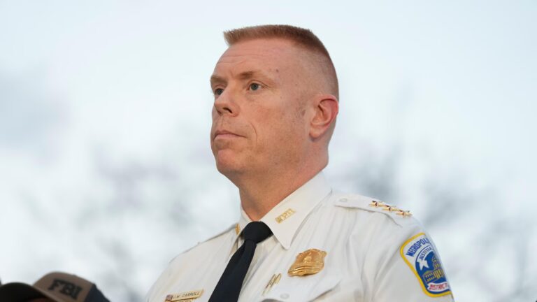 Jeffery Carroll named interim DC police chief as federal law enforcement surge continues