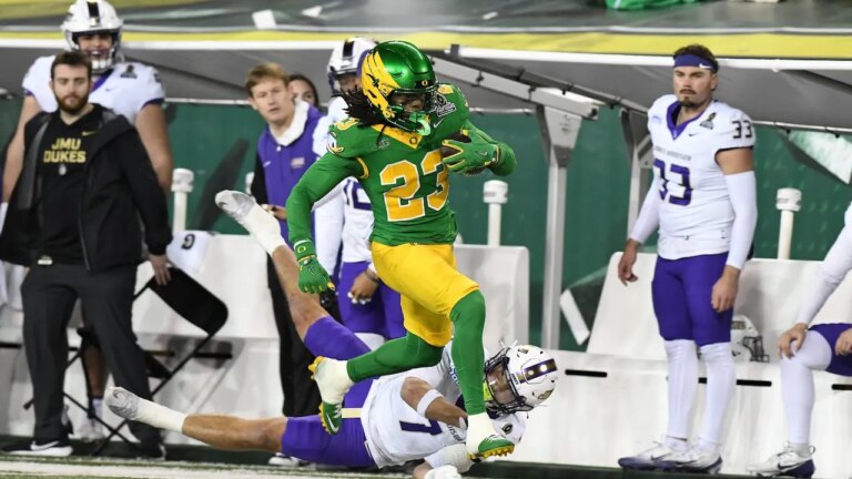 Oregon Ducks beat James Madison 51-34 in College Football Playoff Oregon Ducks beat James Madison 51-34 in College Football Playoff