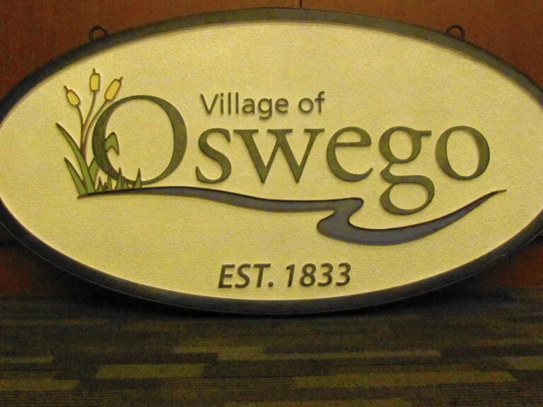 Oswego board eliminates permit fees for dog park