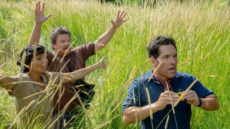 Claire (Thandiwe Newton), Kenny (Steve Zahn) and Griff (Paul Rudd) in Anaconda.