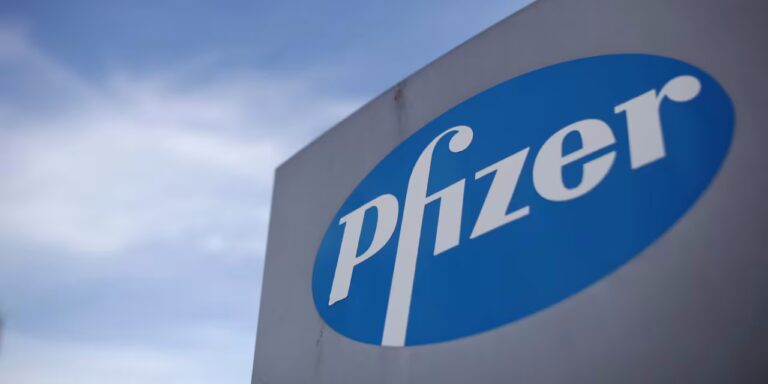 Pfizer’s stock drops after it lowers its revenue forecast