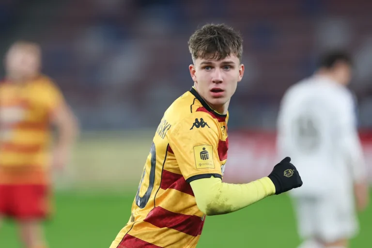 Pole Position: Bayern Munich scouting highly rated Polish winger Download app from appStore