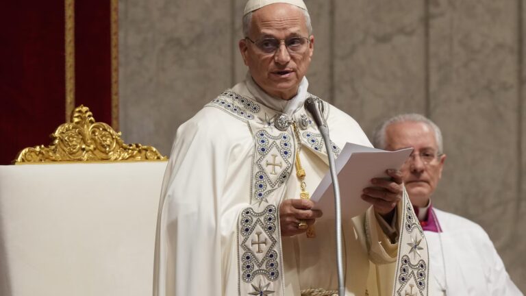 Pope asks that Rome welcome foreigners as he closes out 2025