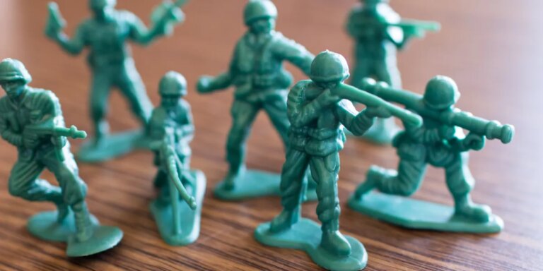 Stocks: Wall Street anticipates all-time high as Washington aims ‘cash bazooka’ at banks, consumers