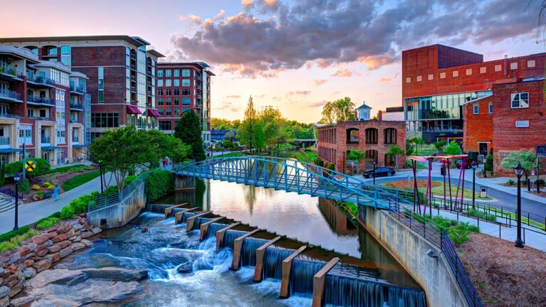 U.S. homebuyers flock to Greenville South Carolina as population grows 4.1%