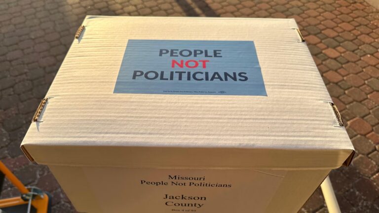 Voters sue to suspend Missouri's new congressional map until a referendum