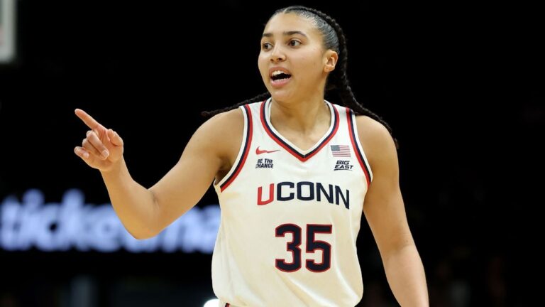 Women’s college basketball Power Rankings: UConn back at No. 1 Women's college basketball Power Rankings: UConn back at No. 1