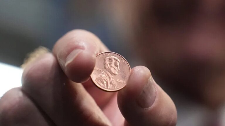 ‘Funeral’ held for the penny at Lincoln Memorial after US Mint discontinues coin