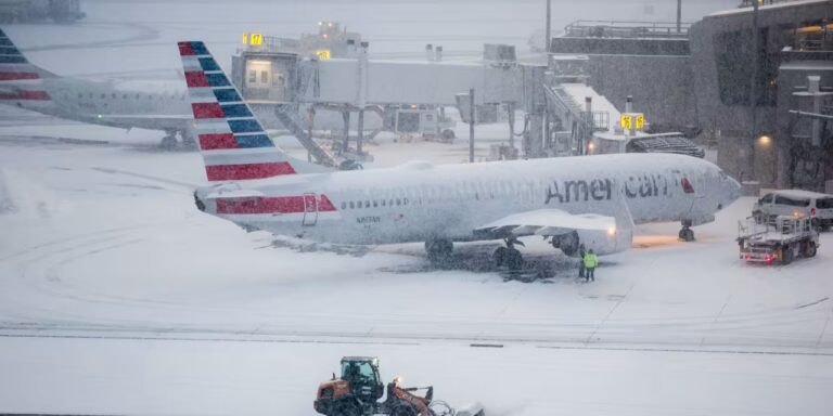 10,000 flights canceled, a $200 million hit from the storm and a plunging stock: American Airlines’ bad week