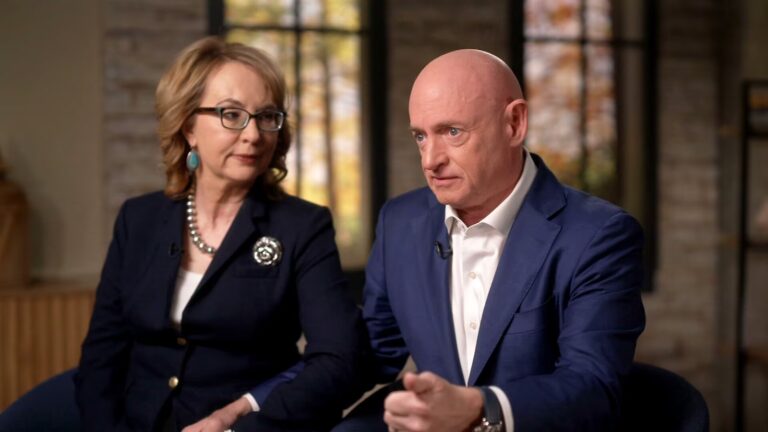 'Absolutely not': Mark Kelly says he wouldn't change troop message or 'back down' after censure