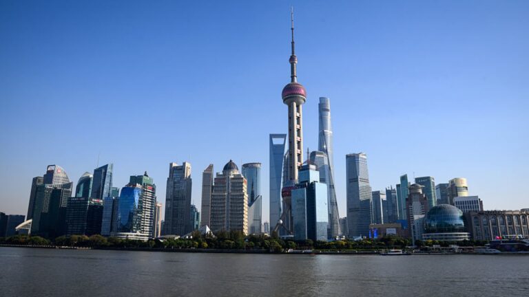 Asia-Pacific markets open mixed after record global stock rally amid Venezuela tensions