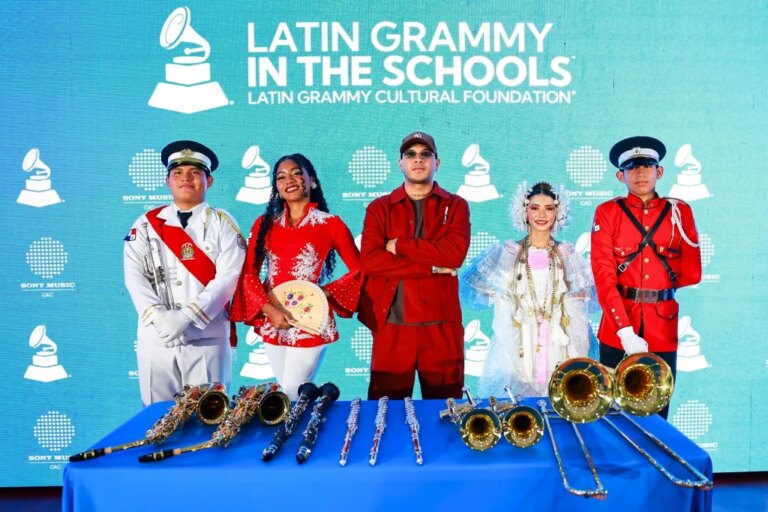 Boza Joins Latin Grammy In The Schools to Inspire Students in Panama