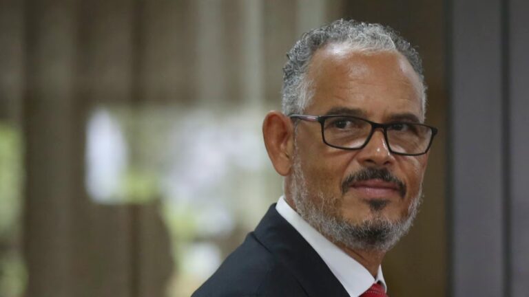 Haiti’s transitional council deepens political chaos by voting to oust the prime minister Haiti's transitional council deepens political chaos by voting to oust the prime minister