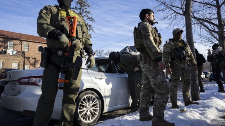 How Minnesota Democrats, with limited power, navigate resistance to Trump : NPR How Minnesota Democrats, with limited power, navigate resistance to Trump : NPR