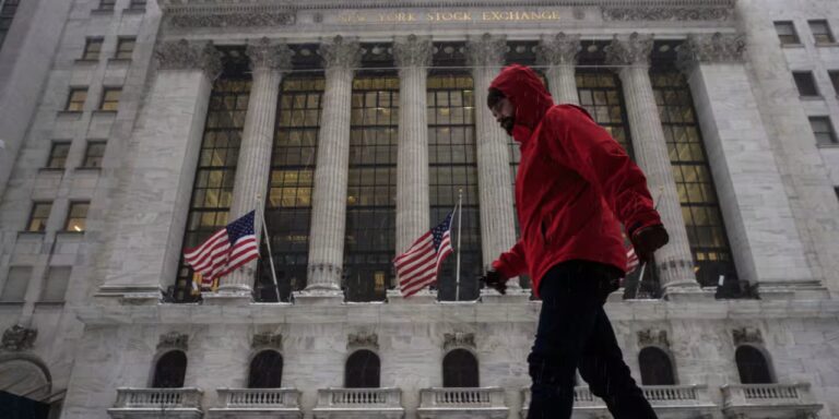 Investors may be led into a trap as stock market discards new tariff threats, analyst warns Investors may be led into a trap as stock market discards new tariff threats, analyst warns