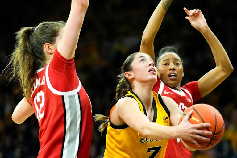 Iowa women’s basketball frosh repeats as Big Ten weekly award winner Download app from appStore