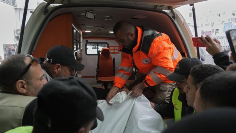 Israeli fire strikes journalists and children in Gaza : NPR Israeli fire strikes journalists and children in Gaza : NPR