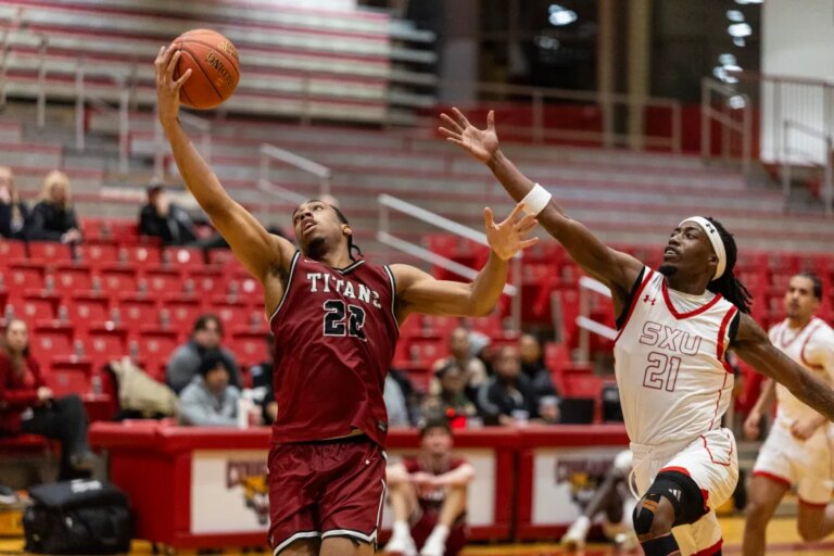 Kyle Olagbegi steps up for Indiana South Bend Kyle Olagbegi steps up for Indiana South Bend
