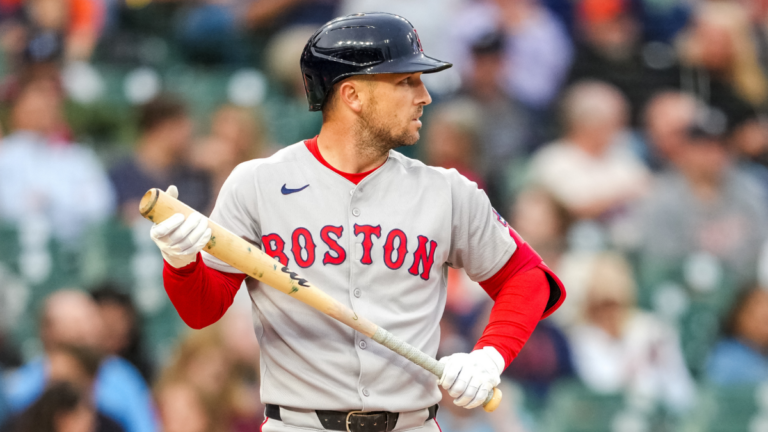 MLB free agency tracker: Follow latest deals as Alex Bregman lands in Chicago