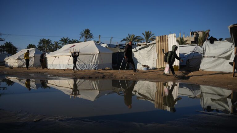 More countries confirm invites to Trump's Board of Peace for Gaza. $1 billion buys a permanent seat