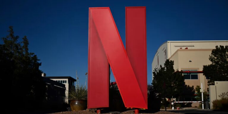 Netflix just boosted its case to win Warner Bros. Here’s why.
