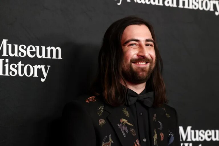 Noah Kahan, Labrinth, Cannons, Bruce Springsteen