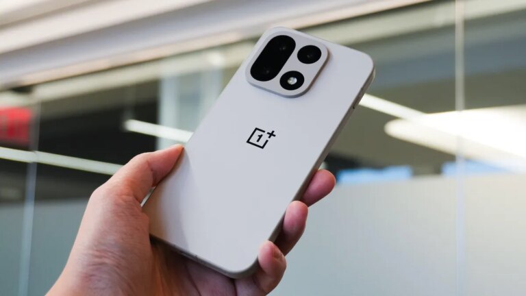 OnePlus is offering $100 off its latest flagship (and giving away free earbuds)