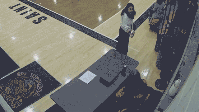 Parents descend into violence at Catholic youth basketball game in Staten Island Brawl erupts at basketball game