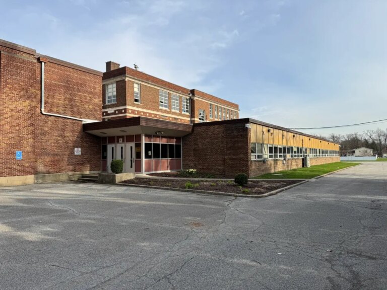 Razing Garyton School back on Portage’s wish list