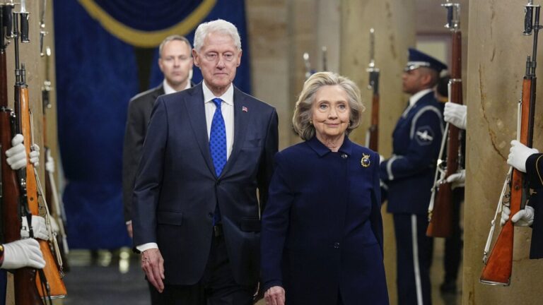 Republicans say Clintons risk contempt of Congress over Epstein depositions : NPR