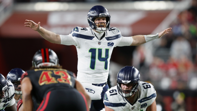 Sam Darnold injury: Seahawks 'don't know' if QB will be able to play vs. 49ers, per report