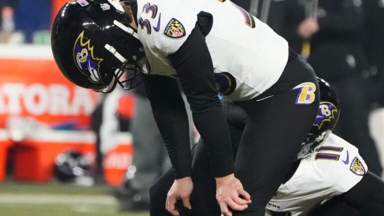 Season of the kicker unravels with missed field goal sending Ravens home and Steelers to playoffs