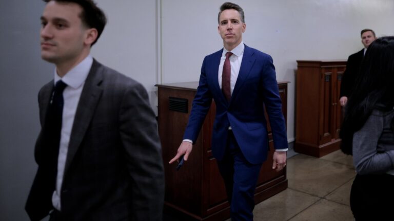 Senate Republicans block Venezuela war powers resolution : NPR