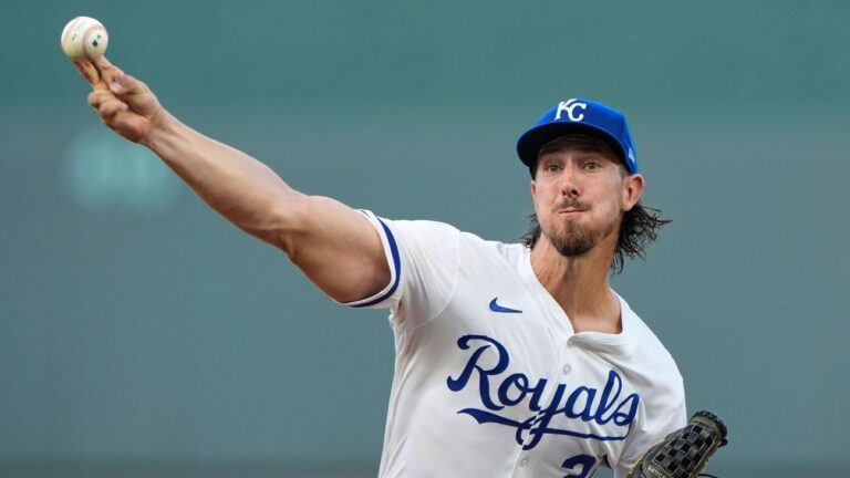 Sources: Rockies add Michael Lorenzen to rotation on $8M deal