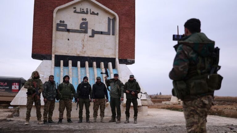 Syrian government seizes strategic town in Raqqa from Kurdish forces