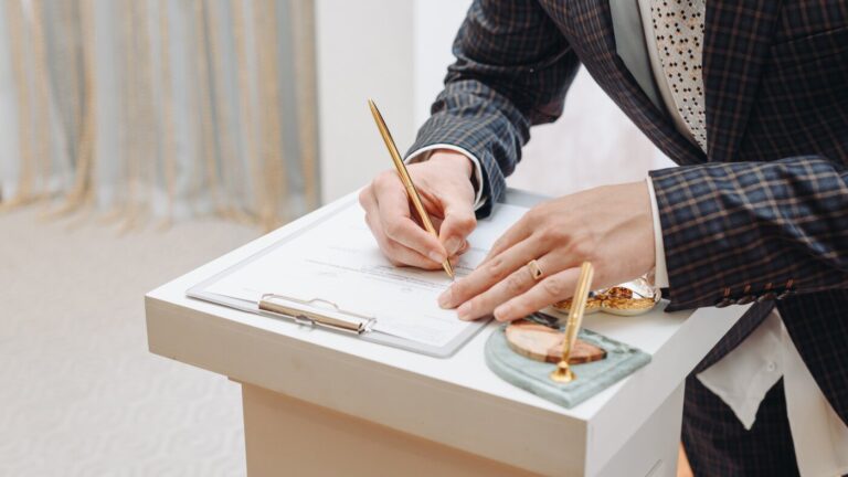 The ACA subsidies crisis forces workarounds for health insurance : NPR