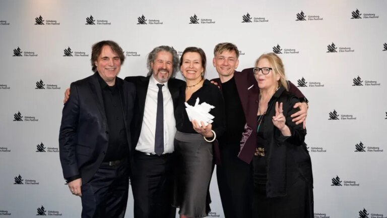 ‘The Last Resort’ by Maria Sødahl Wins Best Nordic Film at Göteborg 'The Last Resort' by Maria Sødahl Wins Best Nordic Film at Göteborg