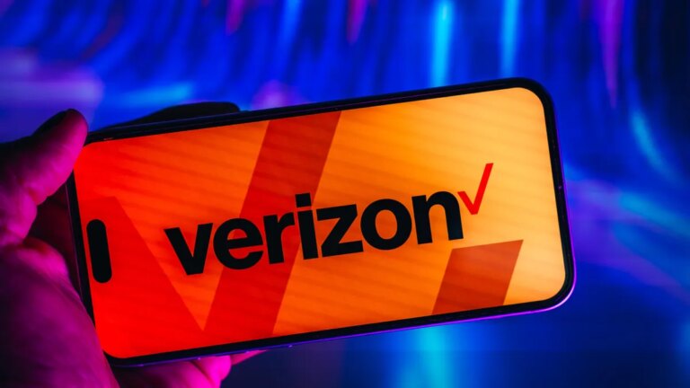 Verizon's $20 Credit Is Available for You to Claim Following Major Outage (Live Updates)
