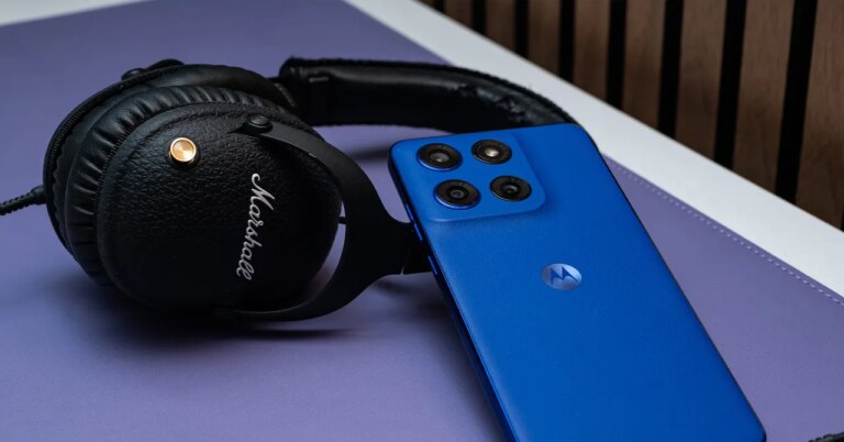 6 Best Phones With Headphone Jacks (2026), Tested and Reviewed 6 Best Phones With Headphone Jacks (2026), Tested and Reviewed