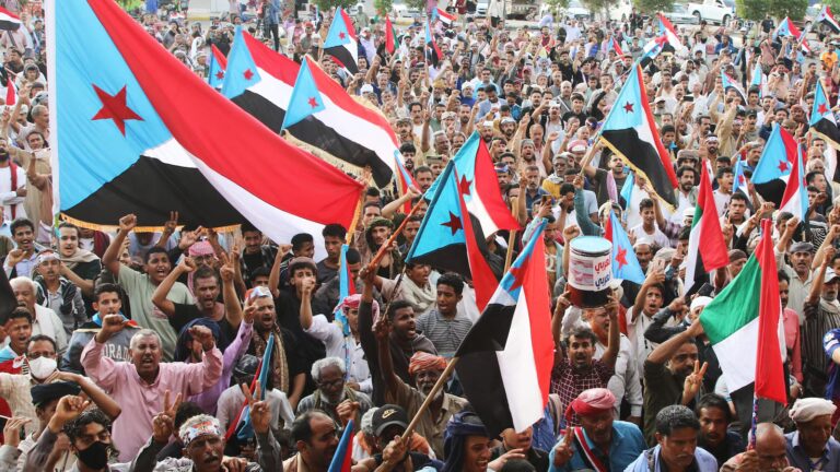 At least 5 killed and many injured as Yemeni security forces break up separatist protest