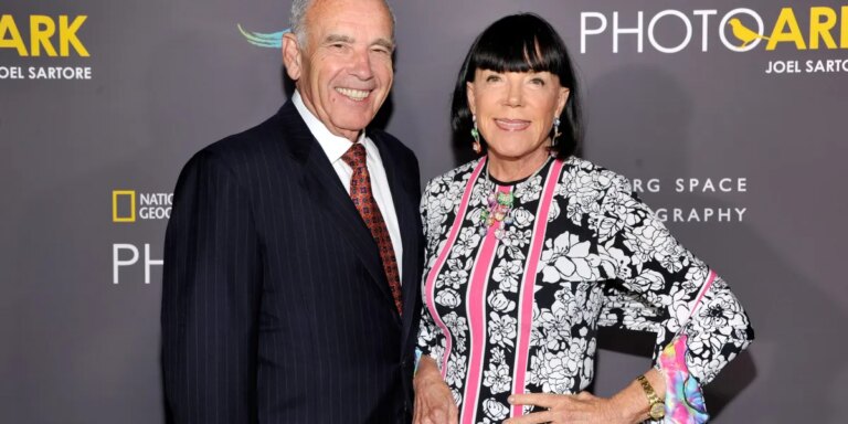 Billionaire Trump supporter blocks sale of Texas warehouse for use as ICE jail