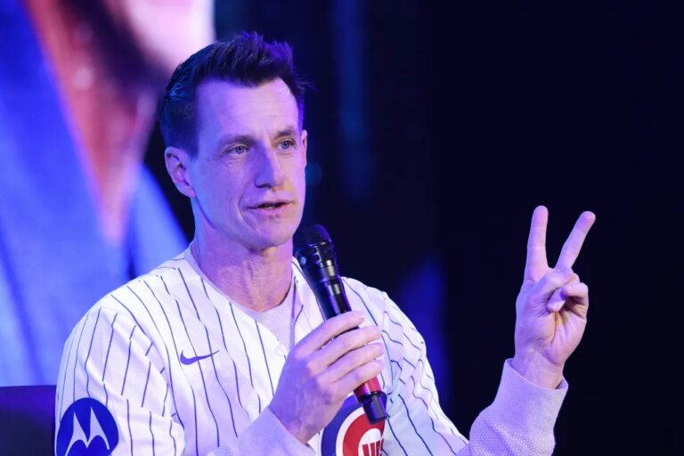 Chicago Cubs open spring training camp with high expectations