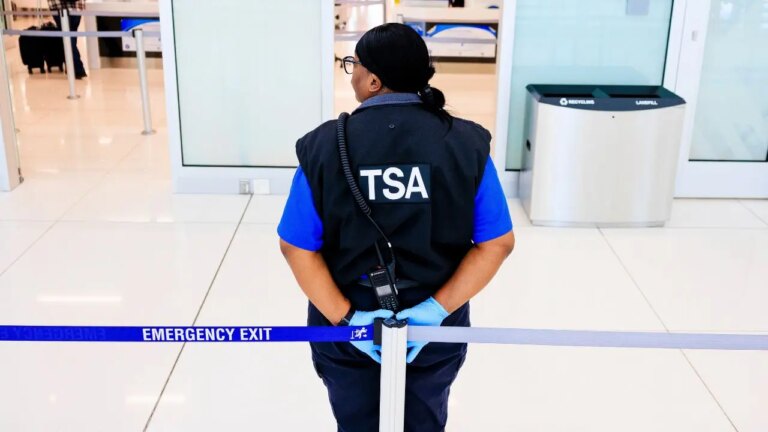 DHS shutdown: TSA, Coast Guard, FEMA, others affected by standoff DHS shutdown: TSA, Coast Guard, FEMA, others affected by standoff