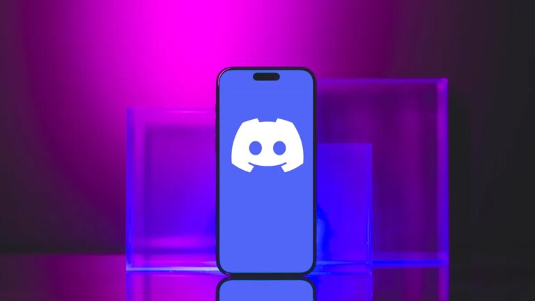 Discord community voice, video, and text chat app